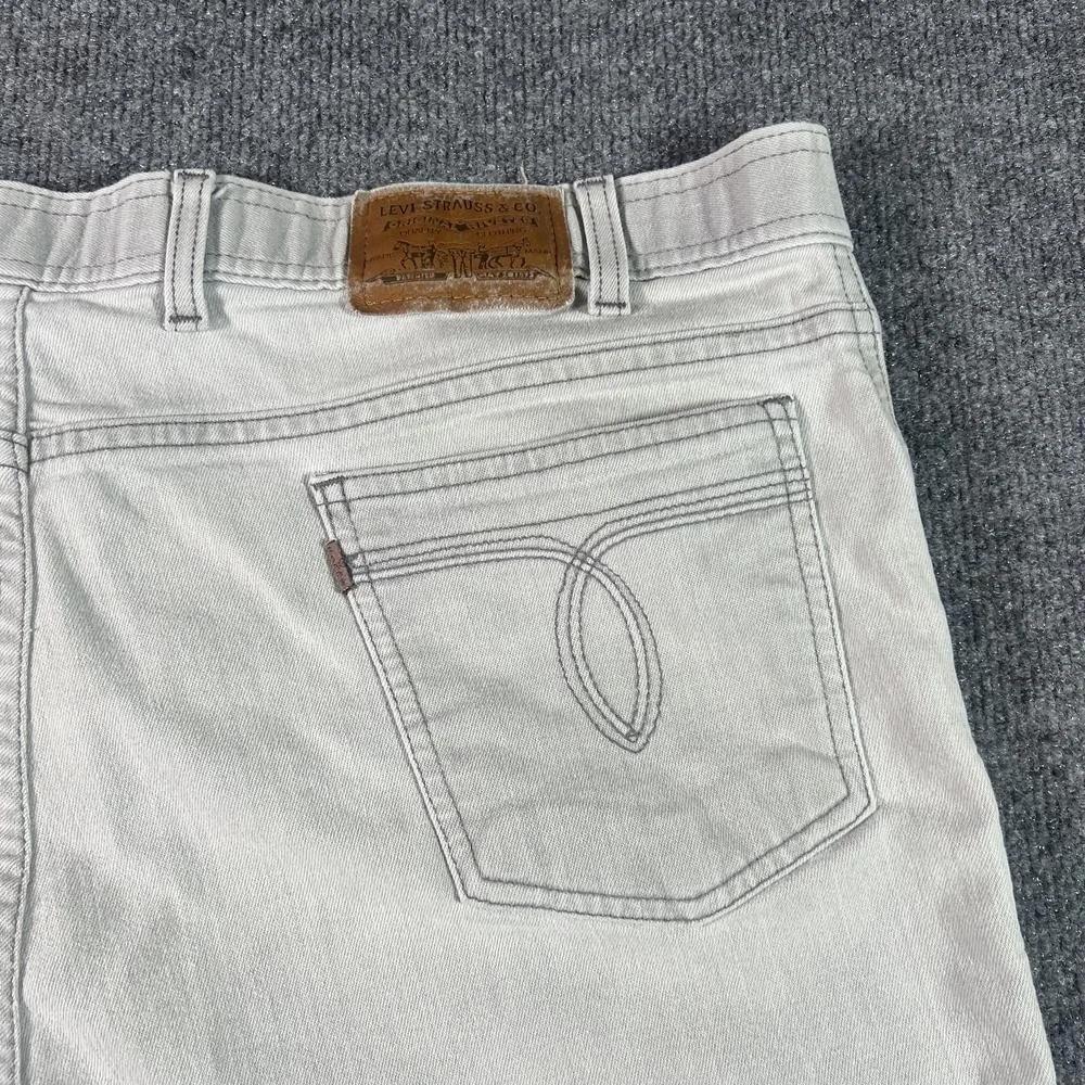 Vintage Levis Jeans Mens 44x23 Gray Cotton Denim Straight Leg Workwear Capri